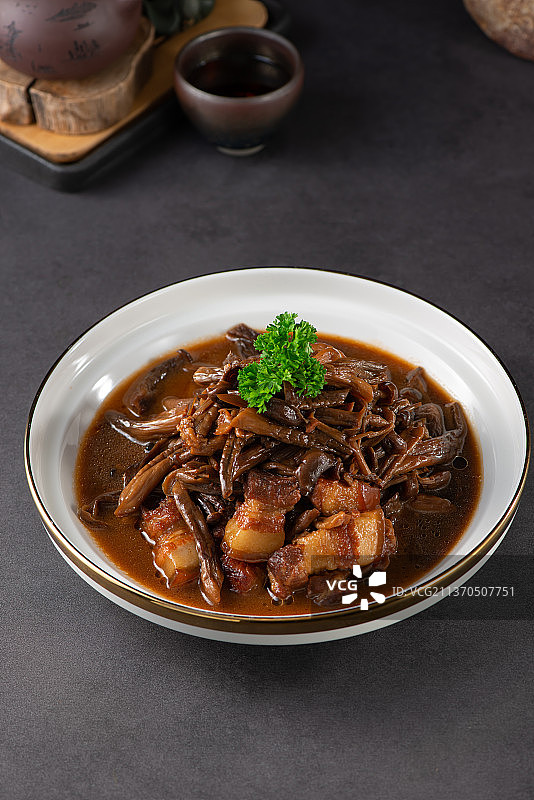 鹿耳菌烧肉图片素材