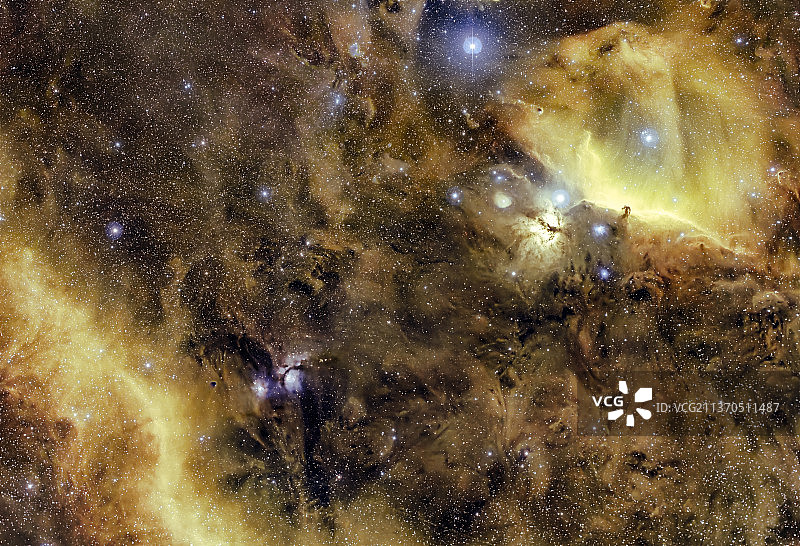 窄带信号下的马头、巴纳德环、奥特曼星云图片素材