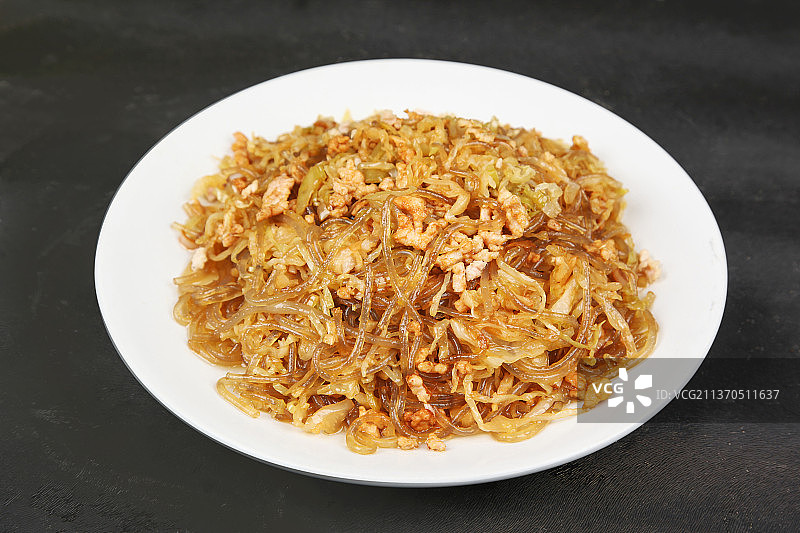 中餐美食-酸菜肉丝粉图片素材
