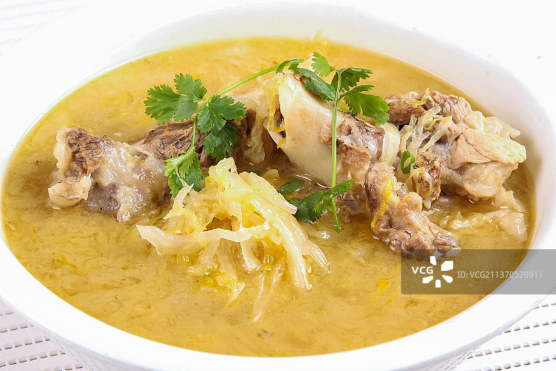 中餐美食-中餐美食-酸菜炖大骨图片素材