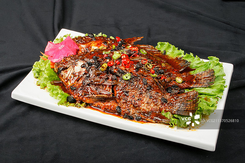 中餐美食-酥鱼图片素材