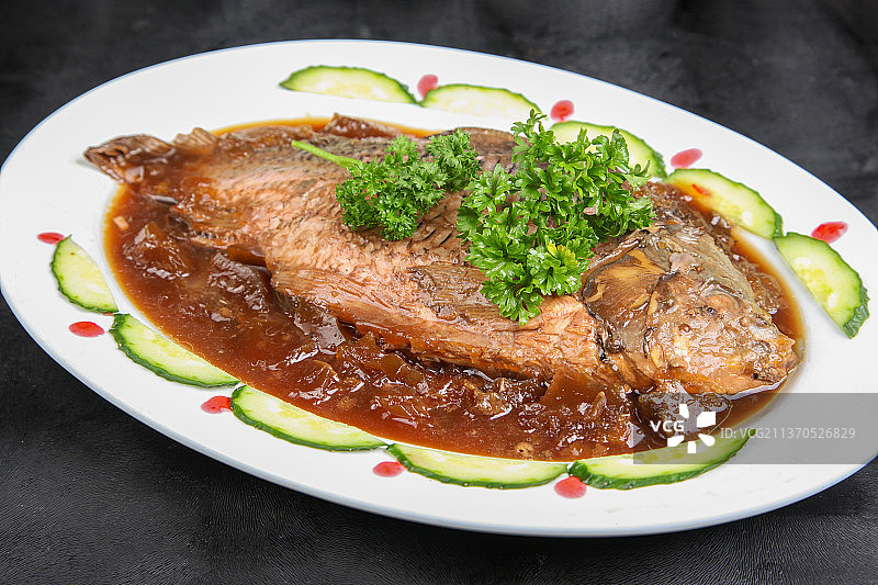 中餐美食-酥鱼图片素材