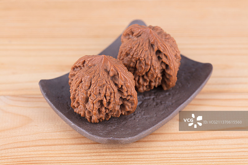 文玩核桃麒麟纹官帽图片素材