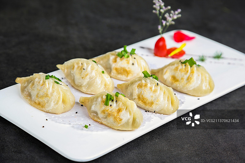 中餐美食-生煎包图片素材