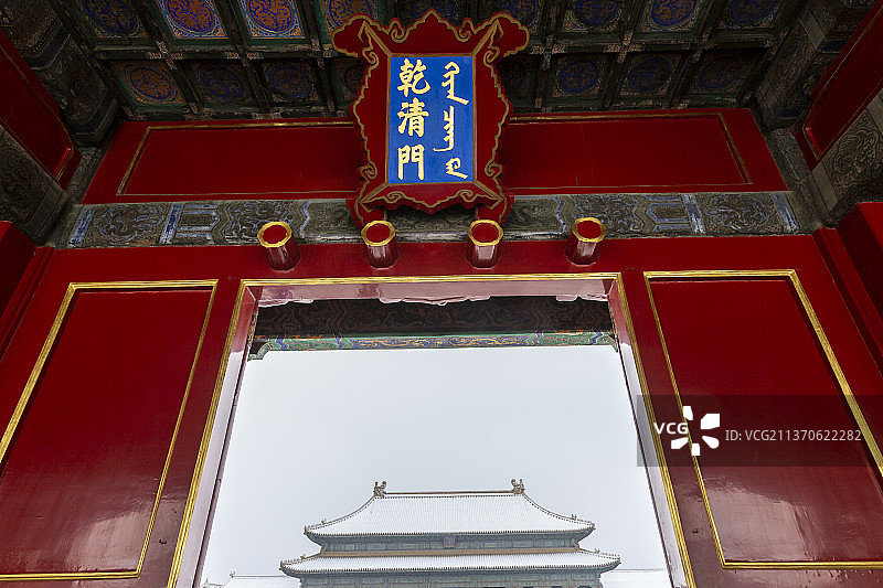 风雪中的北京故宫乾清门、乾清宫图片素材