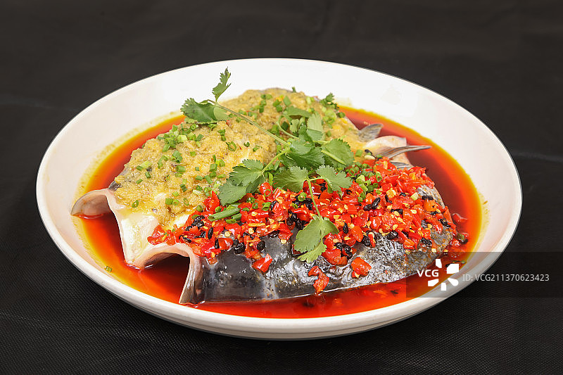 中餐美食-双椒鱼头图片素材