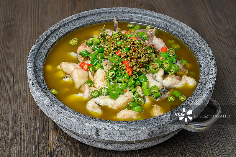 中餐美食-石锅清江鱼图片素材