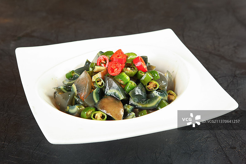 中餐美食-烧椒皮蛋图片素材