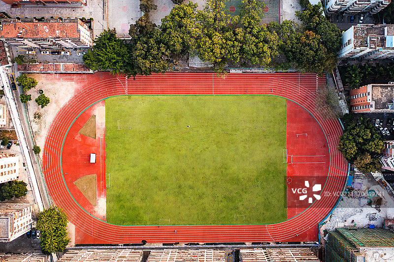 广东省茂名市茂南区十六中学北校区操场航拍图片素材