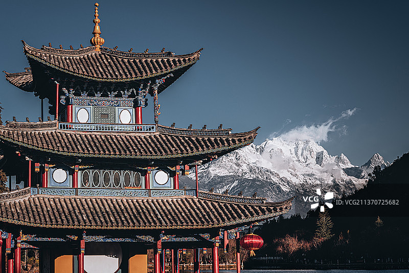 云南丽江云龙雪山图片素材