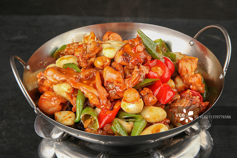 中餐美食-干锅牛蛙图片素材