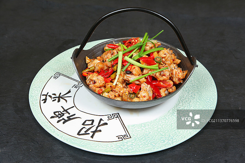 中餐美食-爆炒牛蛙图片素材