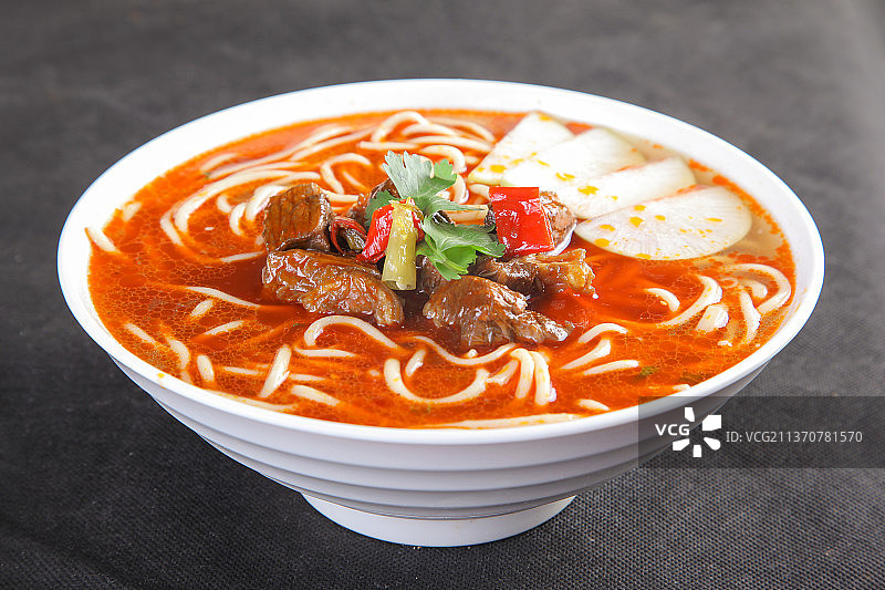 中餐美食-牛肉面图片素材
