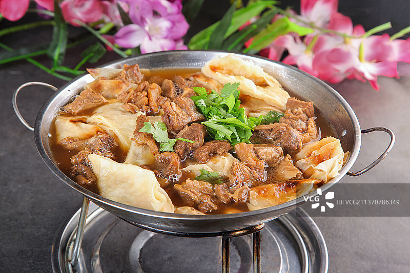 中餐美食-牛肉泡饼图片素材