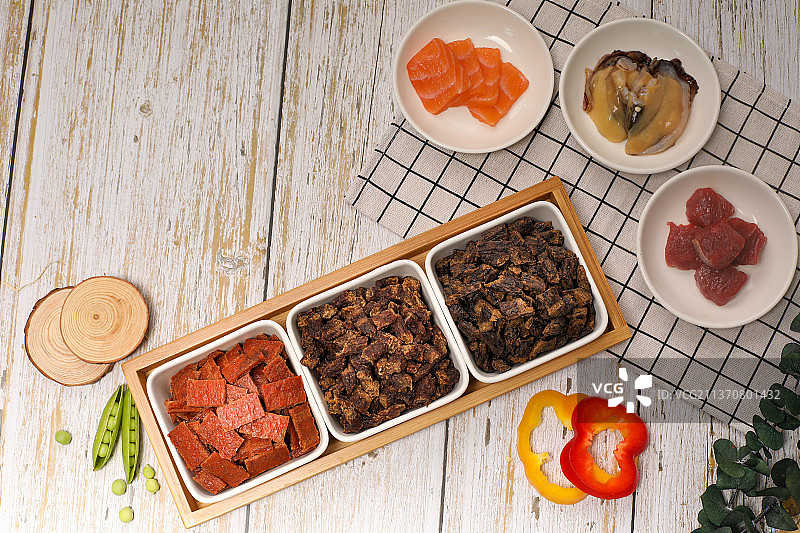 宠物用品宠物零食狗零食猫零食肉干烘干食品风干狗食品牛肉干鸡肉干羊肉干鹿肉干袋鼠肉干新西兰肉干图片素材