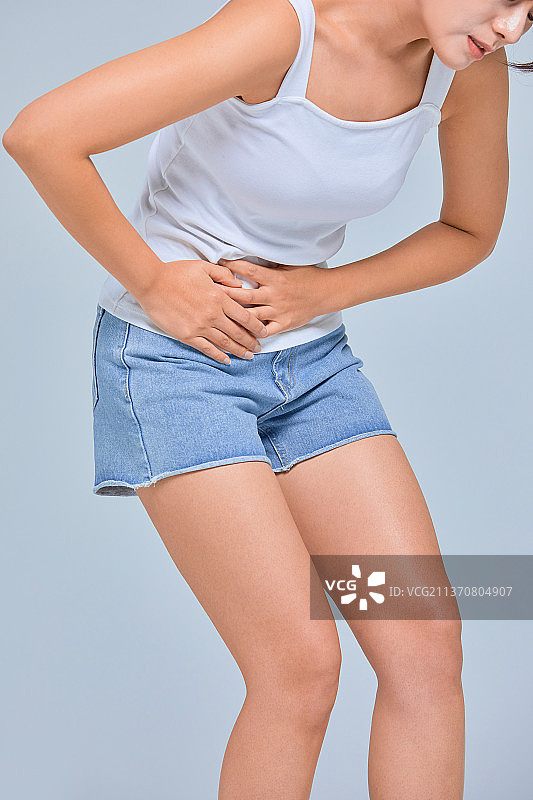 健康生活、医疗保健、疾病、女性、盆腔、疼痛、背痛、宫颈癌、卵巢癌、慢性病图片素材