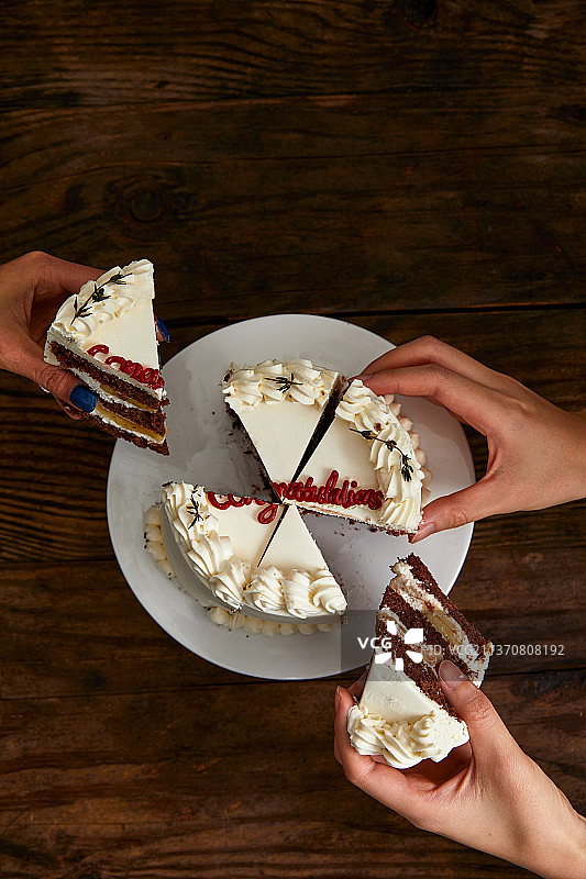 蛋糕、生日蛋糕、庆典、面包、甜点、乳脂奶油、鲜奶油图片素材