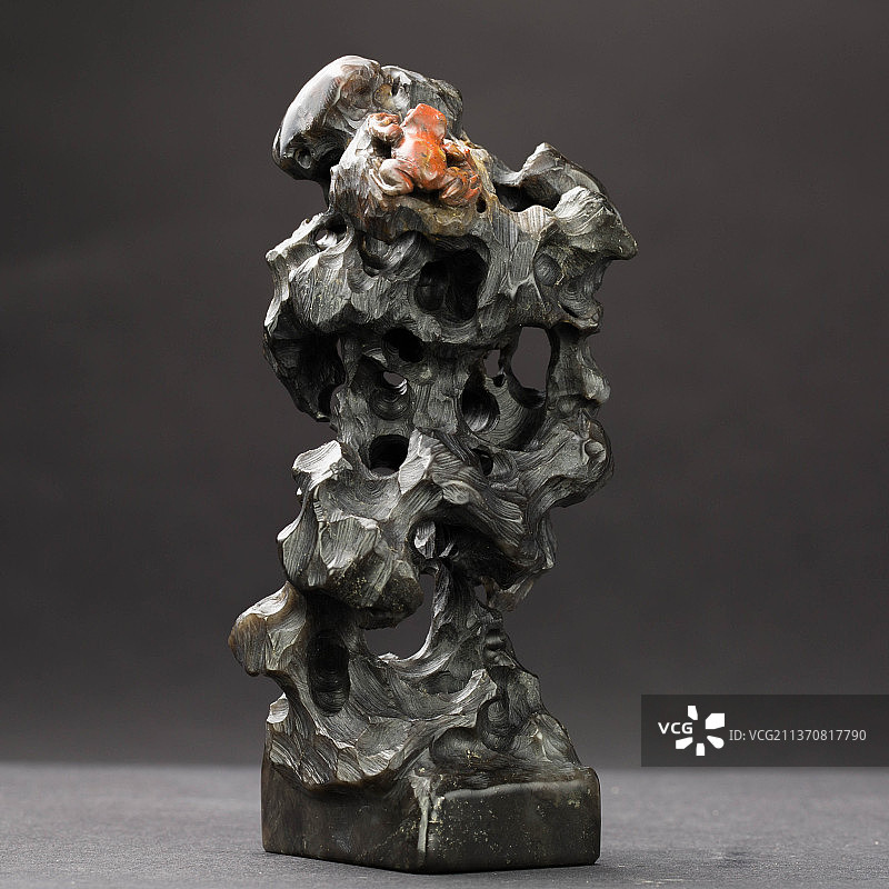 寿山坑头石太湖石钮章图片素材