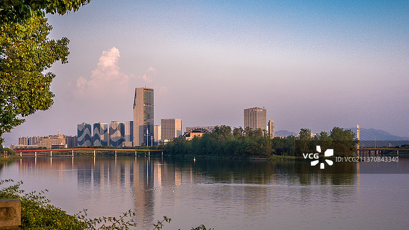 浙江省金华市婺城区江滨城市景观图片素材