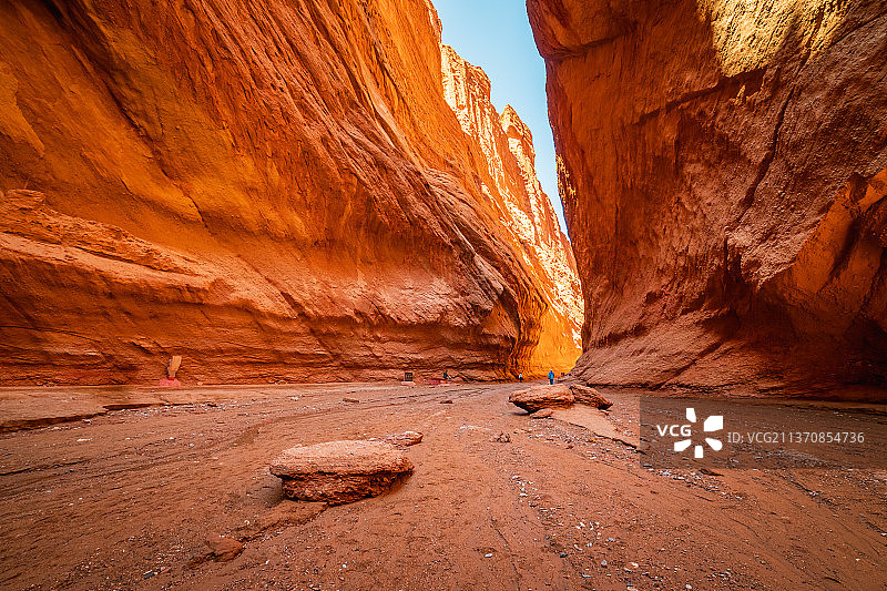 新疆独库公路库车天山神秘大峡谷自然风光图片素材