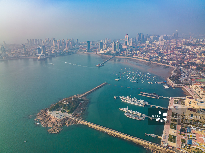 青岛海军博物馆海滨城市风光图片素材
