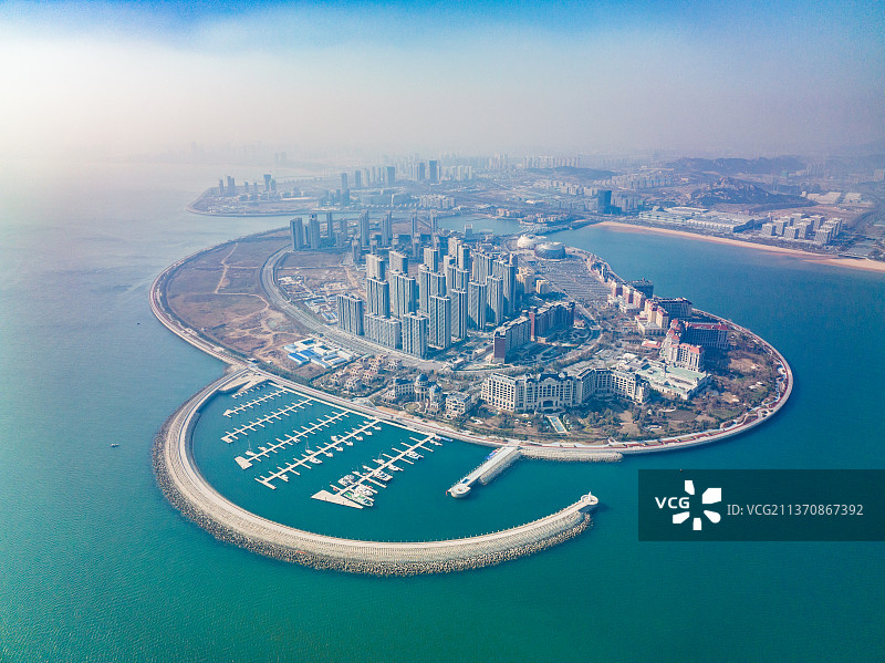 青岛星光岛东方影都大剧院海景风光图片素材