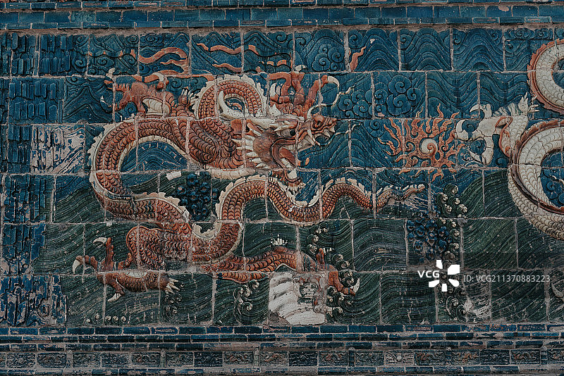 山西大同中国最古老的皇家九龙壁以及每条龙的特写图片素材