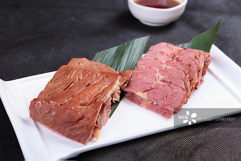 中餐美食-驴肉拼盘图片素材