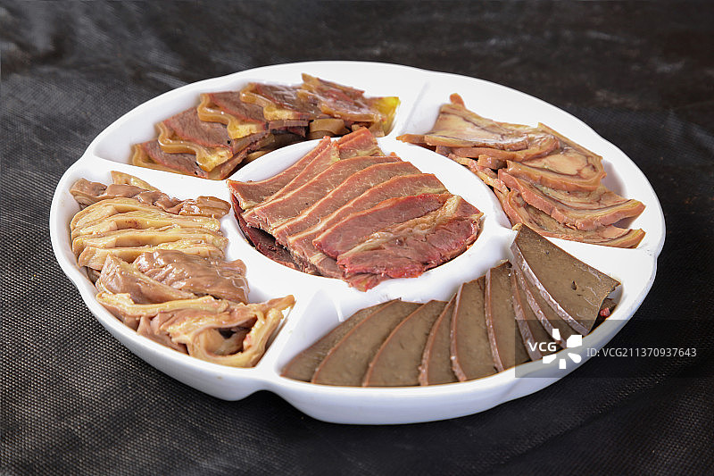 中餐美食-驴肉拼盘图片素材