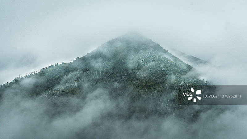 山峰 云海图片素材