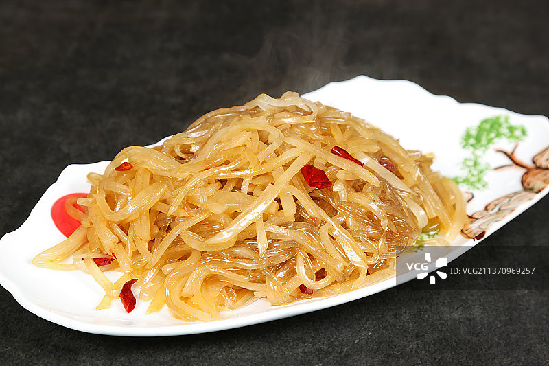 中餐美食-萝卜丝炒粉条图片素材