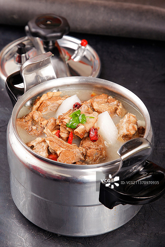 中餐美食-萝卜炖羊肉图片素材