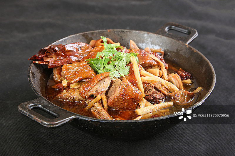 中餐美食-酸萝卜炖老鸭图片素材