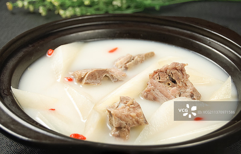 中餐美食-萝卜炖排骨图片素材