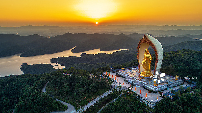 东林大佛图片素材