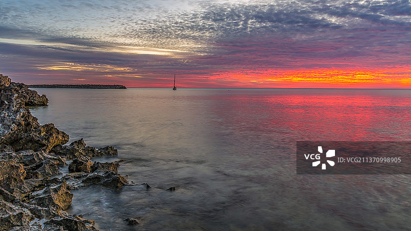 日落时分澳大利亚明达里海景图片素材