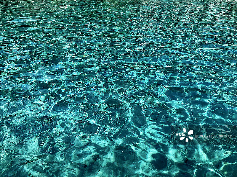 土耳其游泳池的蓝绿色水面全景照片图片素材