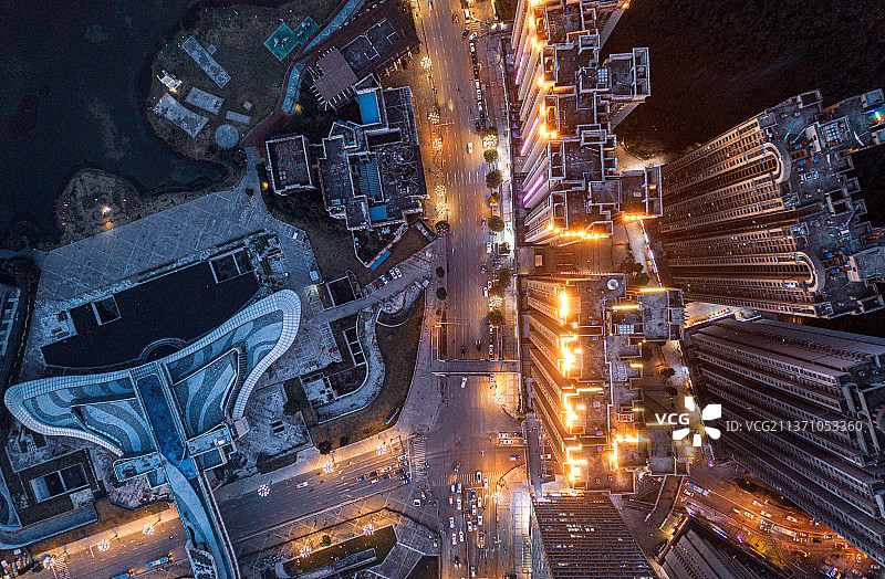 冬日暖阳下的贵阳花果园地标区域图片素材