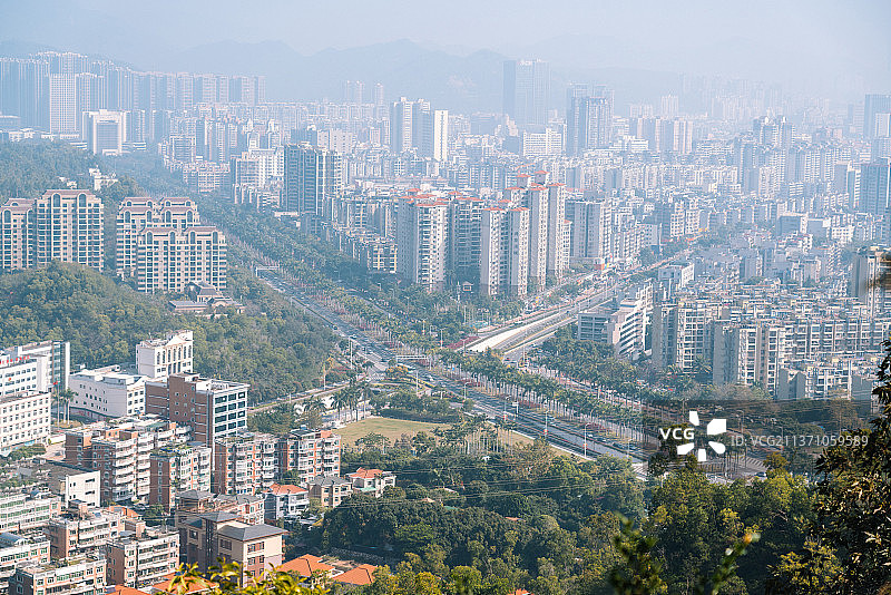 迎宾路与柠溪路的十字路口图片素材