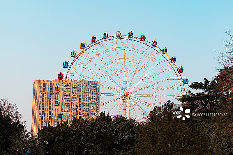 碧沙岗公园的摩天轮图片素材