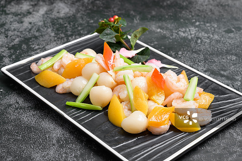 中餐美食-荔枝虾球图片素材