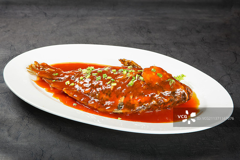 中餐美食-红烧罗非鱼图片素材