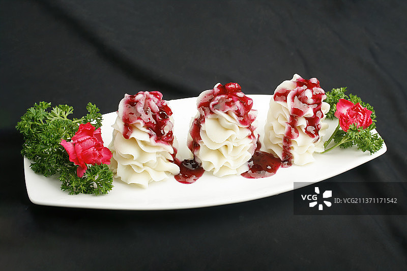 中餐美食-蓝莓山药图片素材