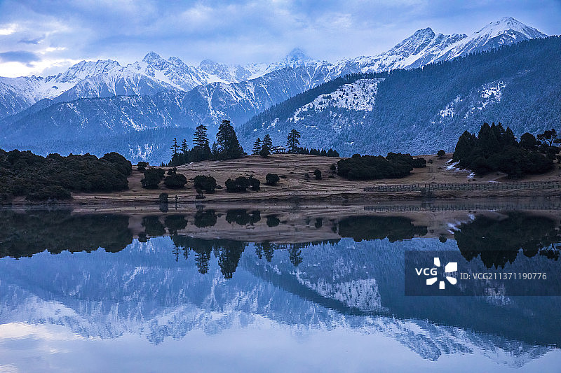 鲁朗.西藏图片素材