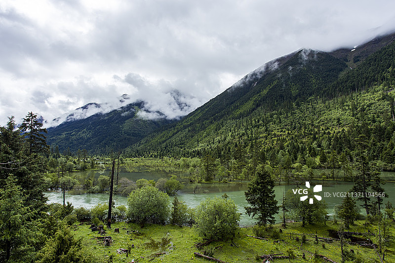巴松措之新措风景5图片素材