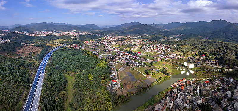 山青水秀好家园图片素材