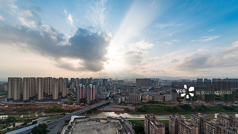 南昌市新建区大气磅礴日落阳光美景图片素材