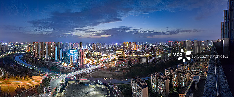 南昌市新建区大气磅礴蓝调夜景全景图片素材