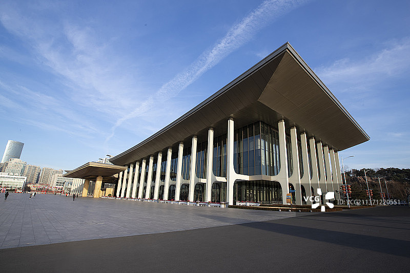 青岛奥帆中心会议中心傍晚图片素材