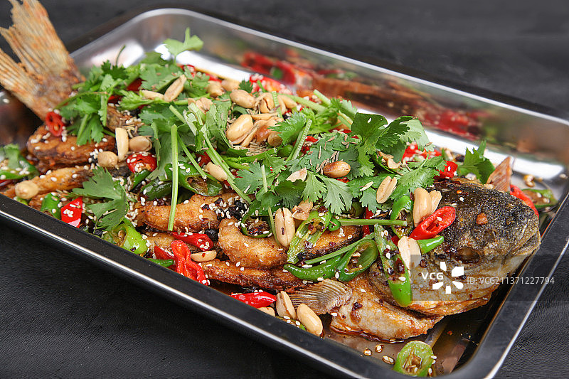 中餐美食-烤鱼图片素材
